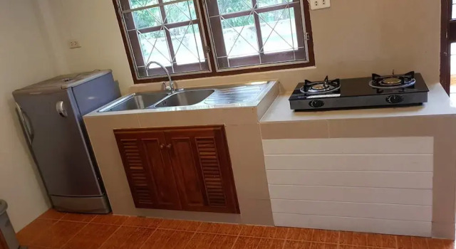 Коттедж c 1 комнатой с балконом Surin House