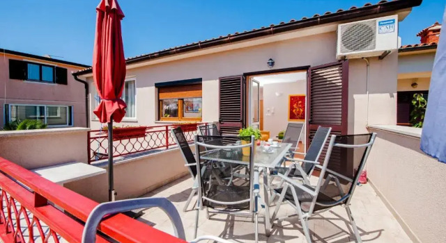 Апартаменты с 3 комнатами с балконом Apartments Karmen