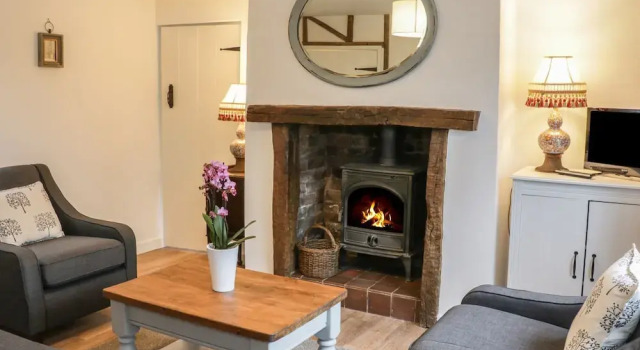 Prescott Mill Cottage, Book Feriehus Sommerhuse i Stottesdon, Hytte