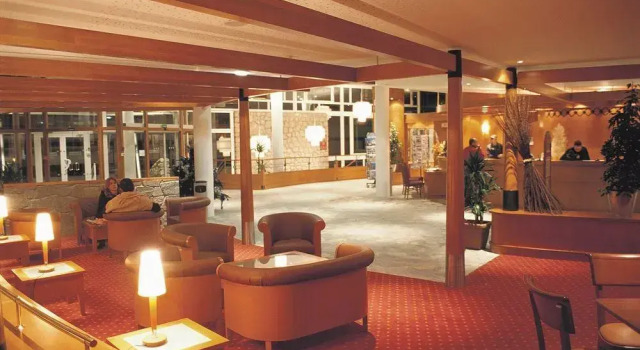 Belambra Clubs Résidence Les Menuires - Le Hameau Des Airelles, Prenota Hotel Hotel a Alvernia con parcheggio, Parcheggio