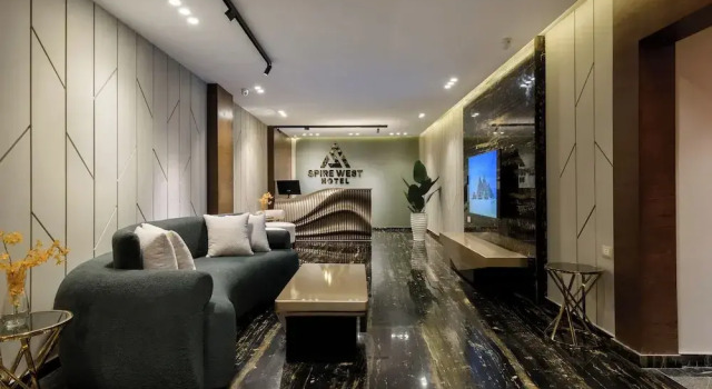 Spire West Hotel, Book Hotel Hotels in Cairo Governorate with Parking, Parking