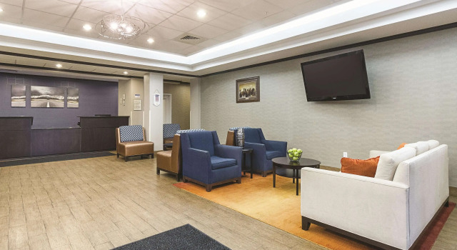 La Quinta Inn & Suites Casino and Bar by Wyndham Glendive, Buchen Sie Hotel Glendive Montana