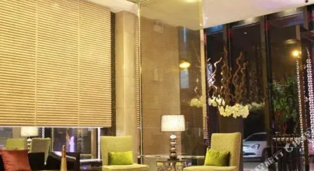Xiangyang ・ Longyue | THE LONGYUE Hotel (Xiangyang Railway Station Wanda Plaza)