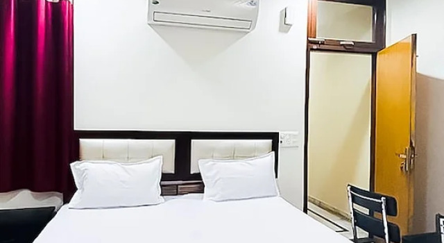 Roomshala 140 Hotel 24&7 Malviya Nagar, Забронировать Отель Отели Нью-Дели с завтраком, Завтраки