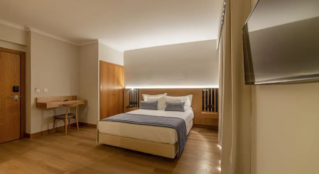 Двухместный номер Superior с балконом Santa Eufémia Covilhã Hotel