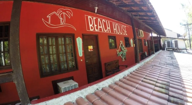 Beach House Ilha Grande - Hostel