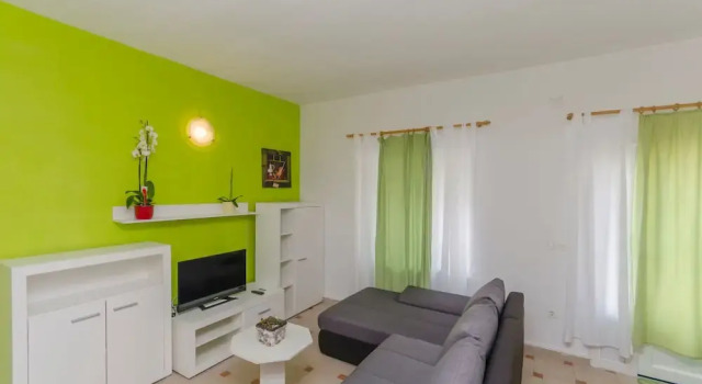 Apartment Lovely Time