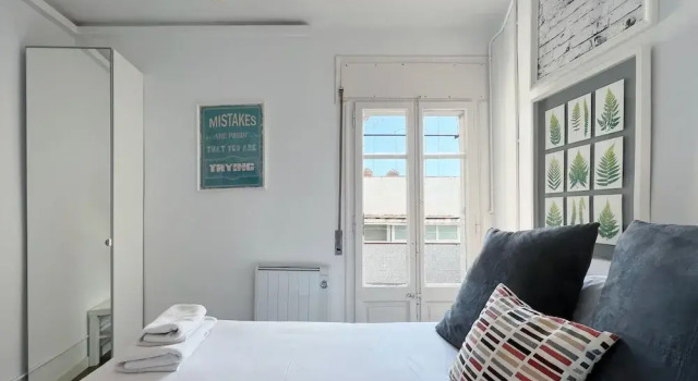 Stay U-nique Apartment Legalitat, Забронировать Апартаменты/квартира Апартаменты Барселоны, рядом с Каррер-Гран-де-Гарсиа, Апартаменты/квартира