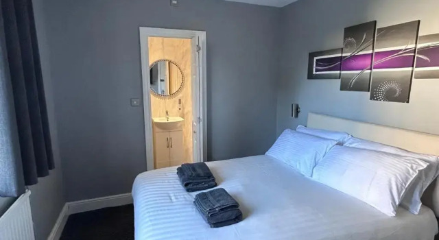 Regency House, Book Hotel Loughborough 