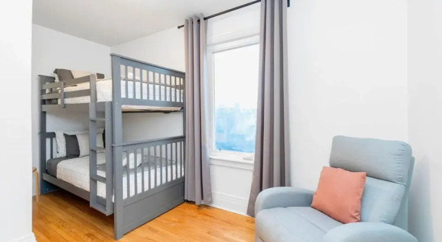 Charming 3BR Home With BBQ Near Downtown Toronto, Varaa Hotelli Toronto 