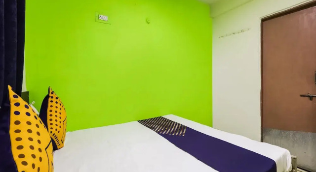 Spot On 37422 Kakul Stay Inn