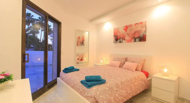 1108 Beachfront 2 Apartments With Roofterrace 80Mtr>Beach 3 Pools, Забронировать Апартаменты/квартира Марбелья Коста-дель-Соль, рядом с Playa de Artola