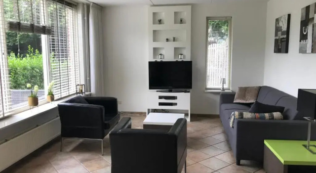 t Hulzen 55 or 61 Winterswijk, Prenota Hotel Winterswijk 