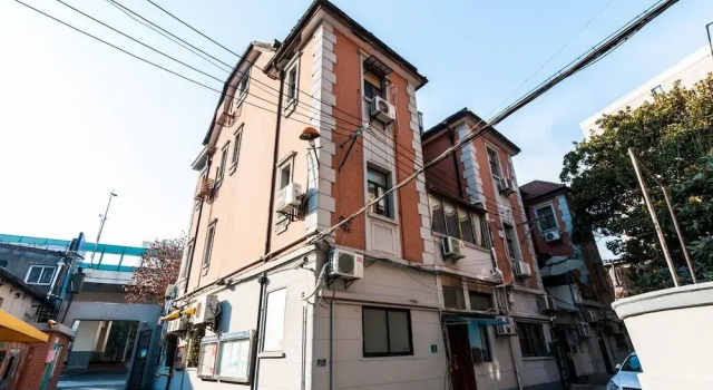 Qiyu Homestay - West Nanjing Road Branch, Varaa Hotelli Shanghai Shanghai
