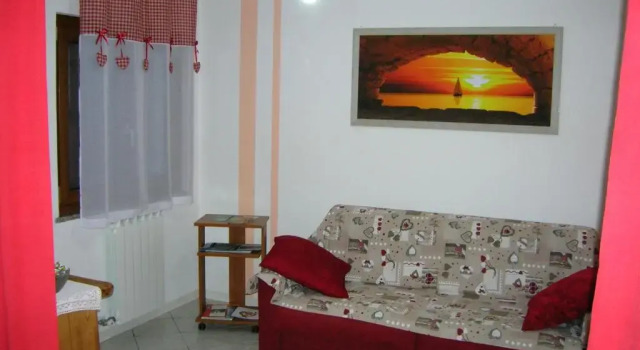 La Petite Maison, Забронировать Отель Кар Валле д'Аоста