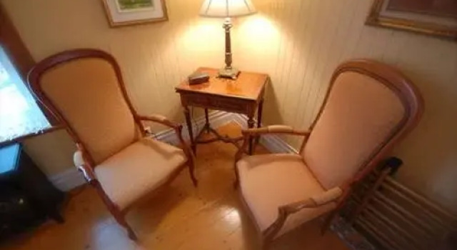 Au Petit Chateau, Book Hotel Levis Chaudiere-Appalaches