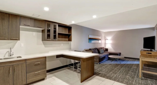 Люкс Hampton Inn St. Catharines Niagara