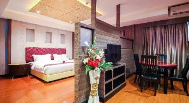 Двухместный полулюкс M Hotel Danok