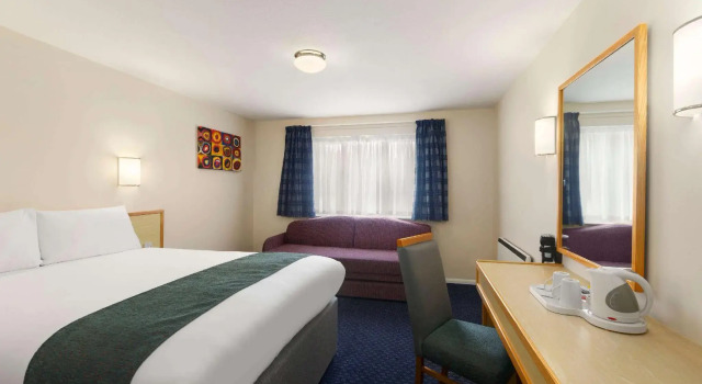Двухместный номер Standard Days Inn by Wyndham Sutton Scotney South