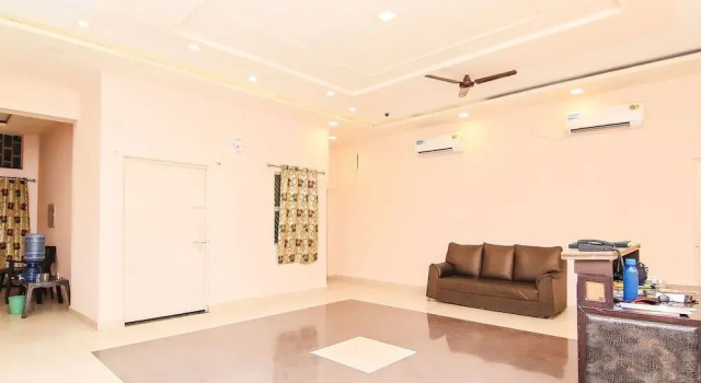 OYO 15177 Hotel HKJ Sanskriti