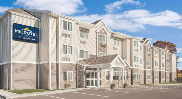 Кровать в общем номере Microtel Inn & Suites by Wyndham Binghamton
