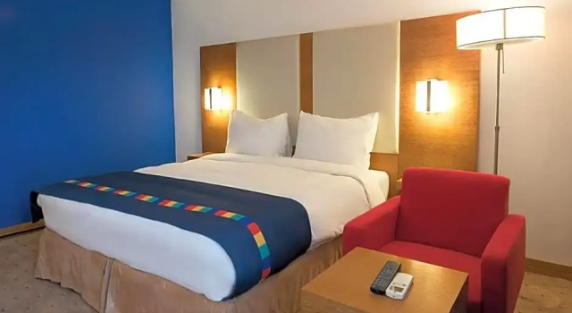 Номер Standard с балконом и с видом на бассейн Park Inn by Radisson Abeokuta