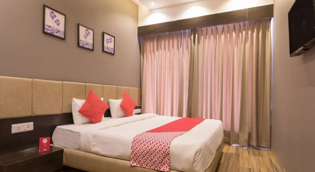 Hotel HR Greens By OYO Rooms