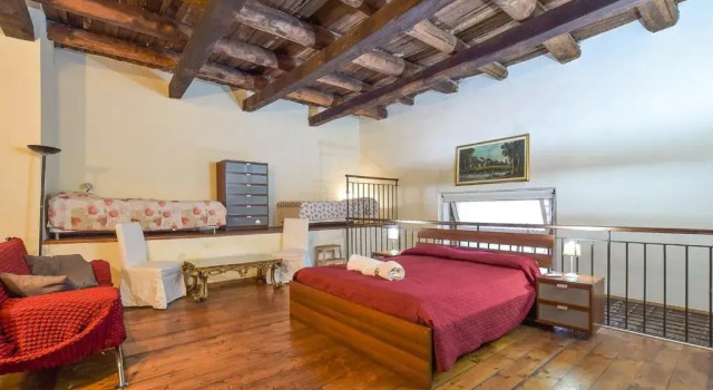 Коттедж с 3 комнатами Queen Carolinas Homes - Apartments in Old Town