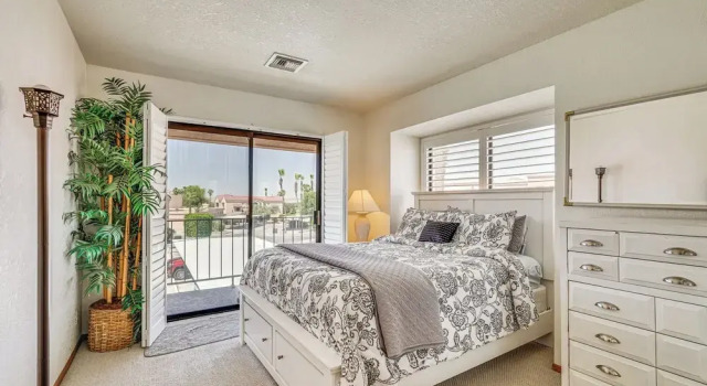 Walk to Lake Havasu Beaches: Condo w/ Pool Access!