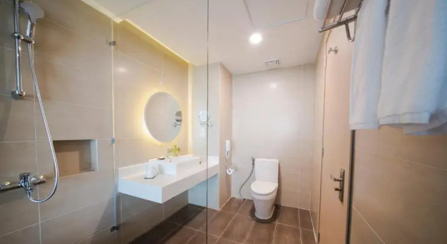 Двухместный номер Deluxe с балконом и с видом на море Muong Thanh Luxury Phu Quoc Hotel