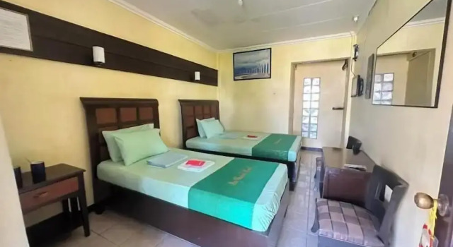 RedDoorz Plus @ Rio Grande de Laoag Resort Hotel Ilocos Norte (Quarantine Hotel), Забронировать Курортный отель Лаоак 