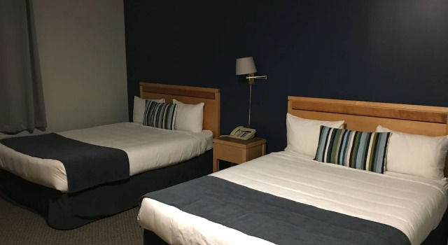 Четырёхместный номер Standard Altona Hotel