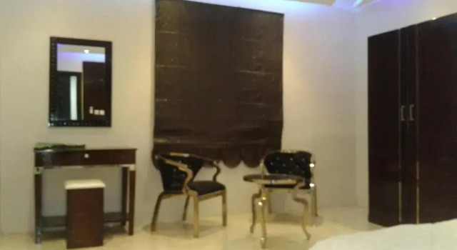 Desert Palm Aparthotel, Buchen Sie Hotel Nariyah Östliche Provinz