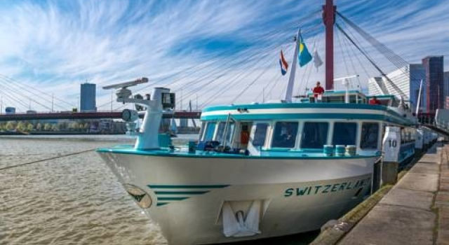 Regis Hotelschiff Düsseldorf 3*, Забронировать Отель Хафен Дюссельдорф, рядом с Paradiesstrand