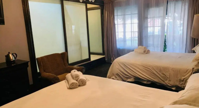 Двухместный номер Deluxe Halfway House Hotel