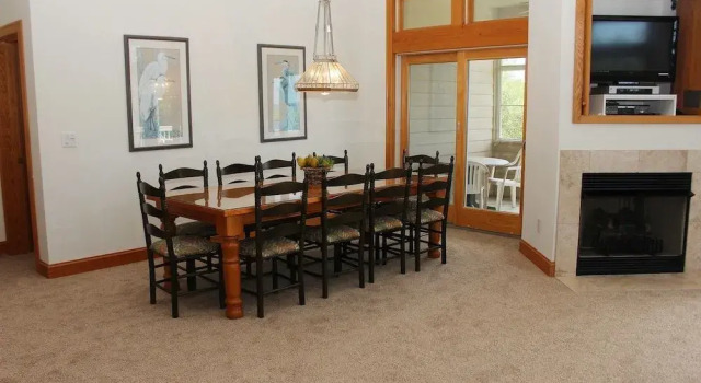 Afternoon Tee - 5 Br Home