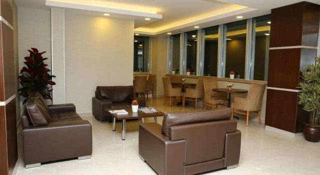 Golden Lounge Hotel