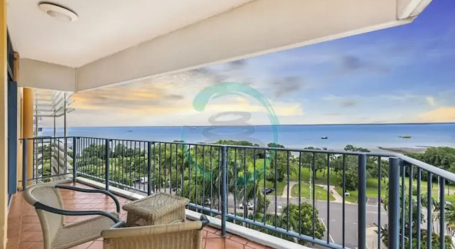 Номер Executive NEW ZEN 88 THE ESPLANADE Sunset Retreat
