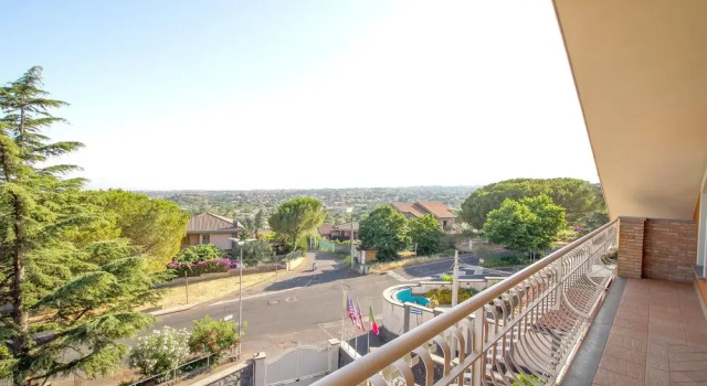 Apartment With 2 Bedrooms in Trecastagni, With Wonderful sea View, Terrace and Wifi - 9 km From the Beach, Book Apartment Hotels in Sicily with Parking, Parking