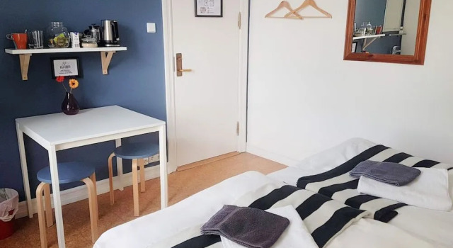Refurinn Reykjavik Guesthouse - Hostel