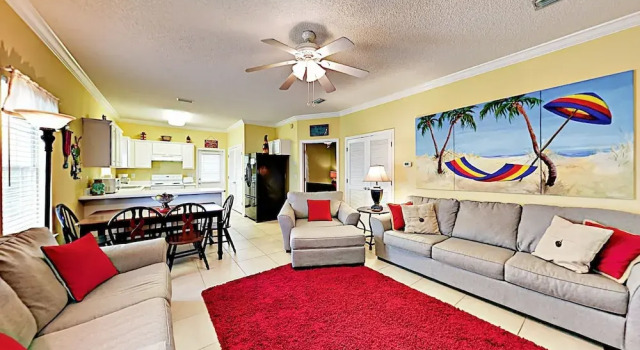 Hidden Treasure W/ Pool & Pond - Near Orange Beach 3 Bedroom Condo