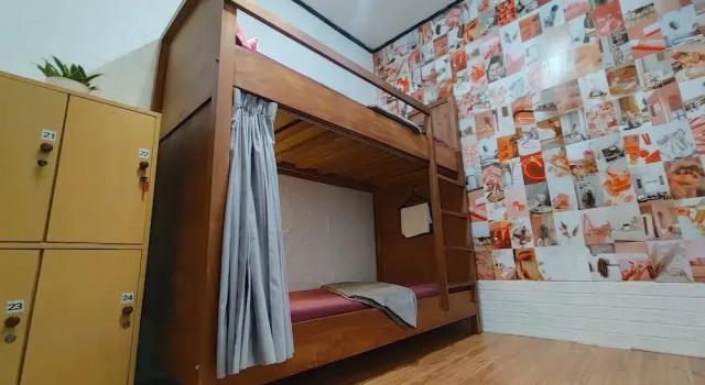 SEMERU HOSTEL MALANG, Book Hostel Hotels in Malang with Parking, near Taman Rekreasi Kota, Parking