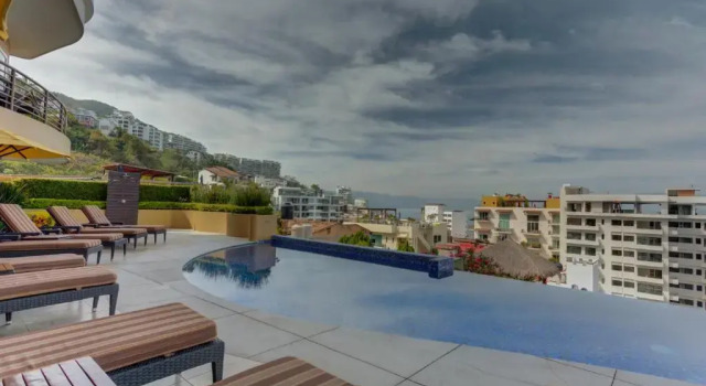 Апартаменты c 1 комнатой Signature Pinnacle 205 - Luxury Condo With Ocean Views