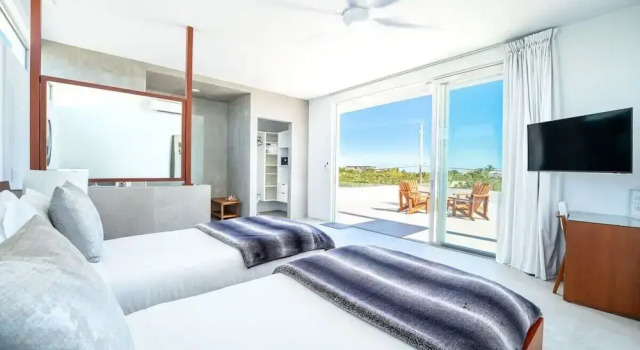 Luxury 3bdr Villa, Oceanview, Hotel Amenities v4, Забронировать Отель Отели Провиденшиалс с парковкой, Парковка