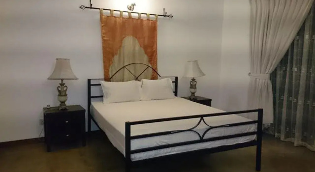 Villa W
