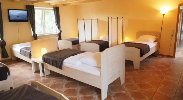 Кровать в общем номере Apart Hotel Sarstedter Hof