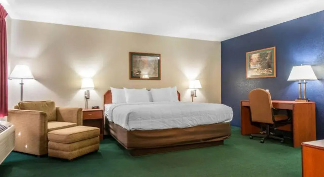 Номер Standard Comfort Inn & Suites Sterling