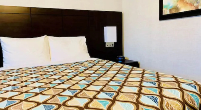 Super 5 Inn, Boek Hotel Mississauga 