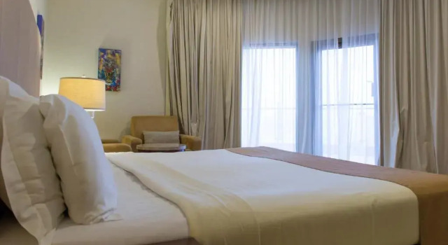 Deniz manzaralı Klasik çift kişilik oda Al Qurum Resort