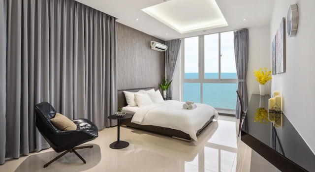 Номер Presidential Пентхаус с 4 комнатами с видом на море Stephen Luxury Apartments